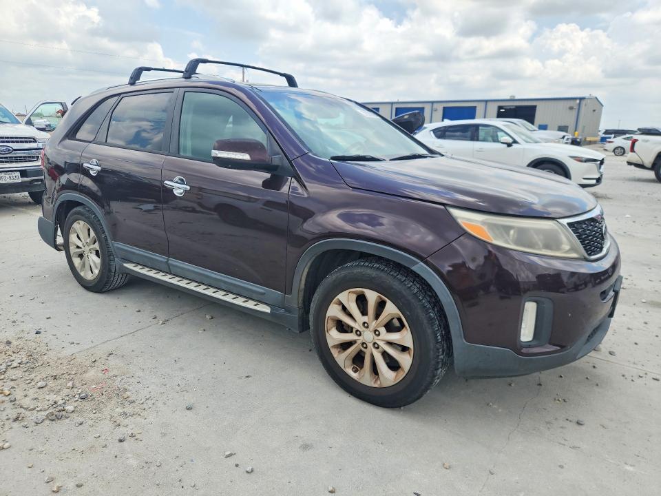 2014 Kia Sorento VIN 5XYKU4A70EG481305 COPART salvage auction — REAR END, Tx - Salvage Vehicle Title, sold $1,850 on 2026-07-24 (photo 4)