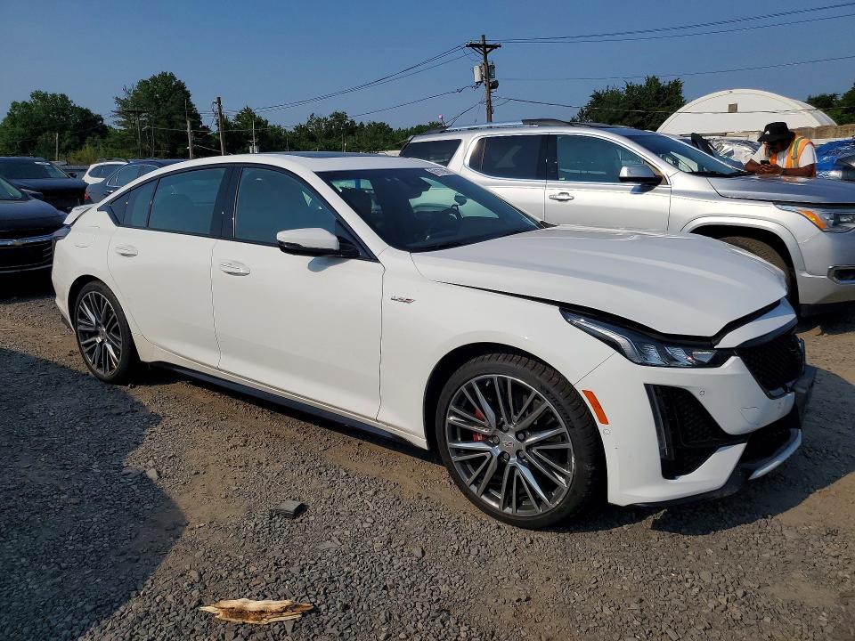 2020 Cadillac Ct5 VIN 1G6DV5RW4L0154838 COPART salvage auction — REAR END, Nj - Cert Of Title-Salvage, sold $16,200 on 2026-07-14 (photo 4)