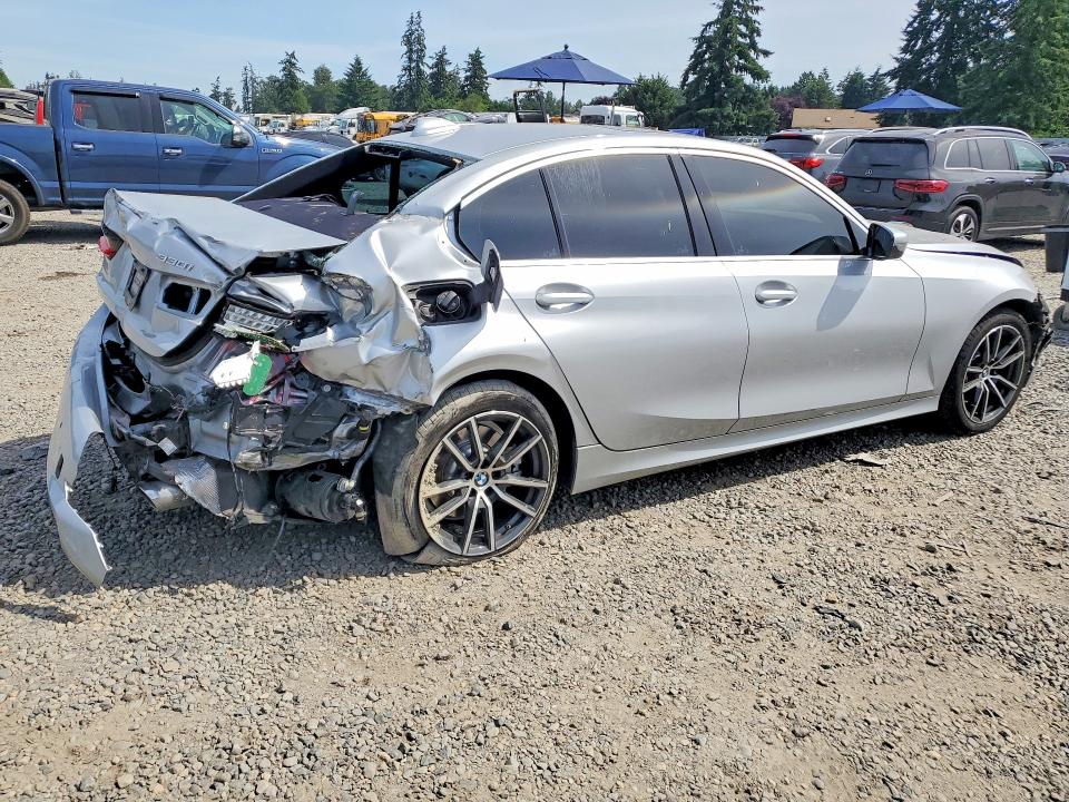 2020 BMW 3er VIN WBA5R1C02LFH80114 COPART salvage auction — REAR END, Wa - Bill Of Sale, sold $4,200 on 2026-07-10 (photo 3)