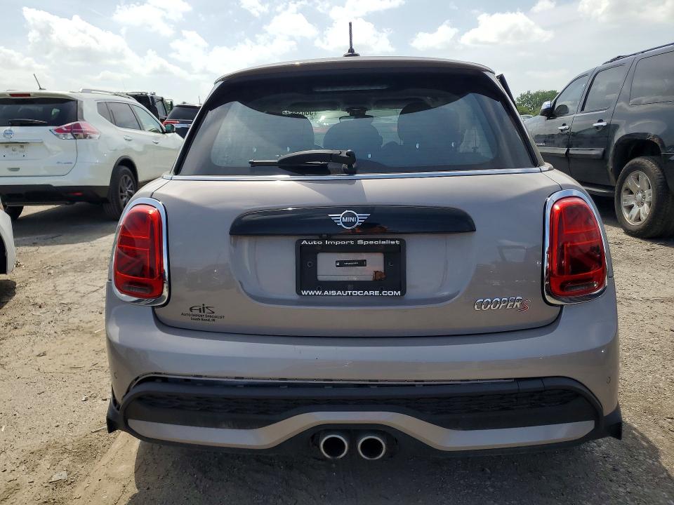 2024 Mini Cooper VIN WMW53DK08R2V09110 COPART salvage auction — SIDE, In - Cert Of Title-Salvage Title, sold $7,000 on 2026-08-03 (photo 6)