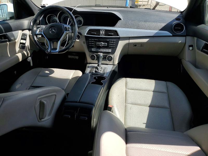 2014 Mercedes-benz C-klasse VIN WDDGF4HB2EA965606 COPART salvage auction — NORMAL WEAR, Mt - Dis/Dlr/Exp Only Clean Title, sold $1,300 on 2026-07-27 (photo 8)