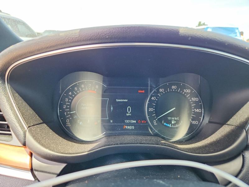 2018 Lincoln VIN 5LMCJ2C9XJUL04424 COPART salvage auction — FRONT END, Or - Salvage Title Certificate, sold $200 on 2026-07-21 (photo 9)
