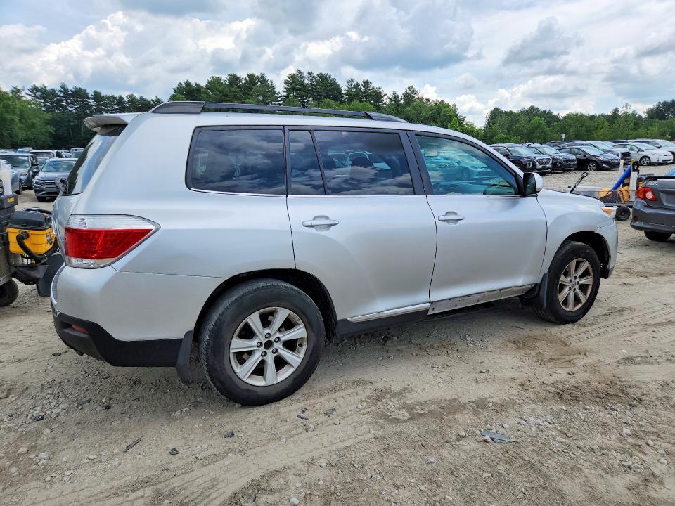 2012 Toyota VIN 5TDBK3EH2CS147408 COPART salvage auction — FRONT END, Ma - Cert Of Title-Reconstrctd Coll, sold $80 on 2026-07-27 (photo 3)