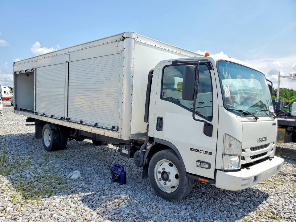 2022 Isuzu VIN 54DE5W1L8NSR00042 COPART salvage auction — MINOR DENT/SCRATCHES, Tn - Certificate Of Title (P), sold $11,200 on 2026-07-29 (photo 4)