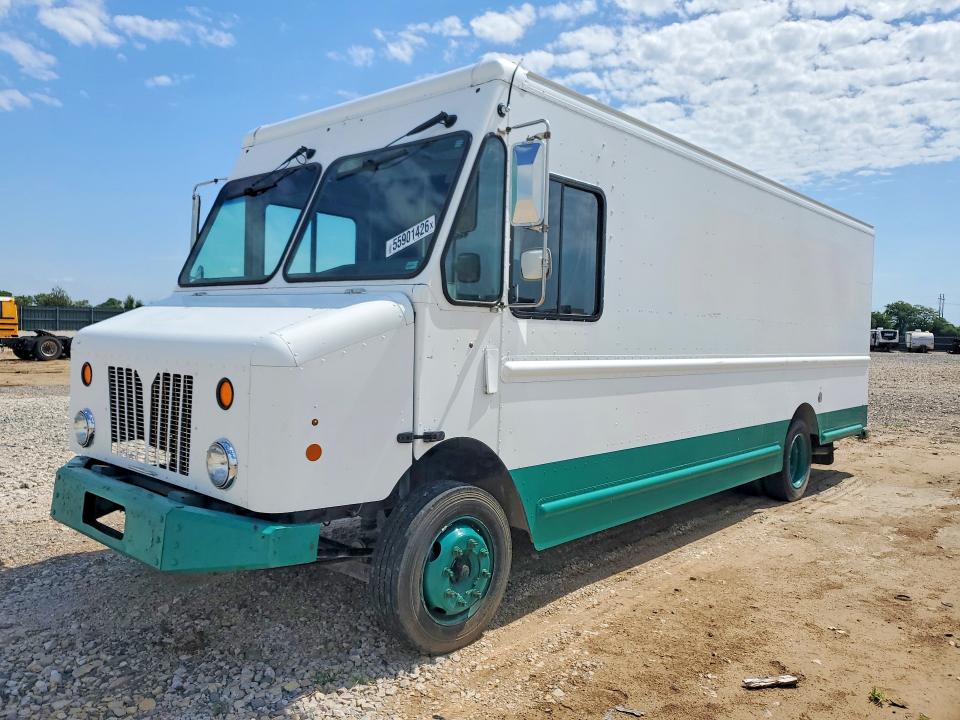 2012 Workhorse custom chassis Commercial chassis VIN 5B4LFG2E1C3448723 COPART salvage auction — NORMAL WEAR, Mo - Certificate Of Title (P), sold $2,000 on 2026-07-20 (photo 1)