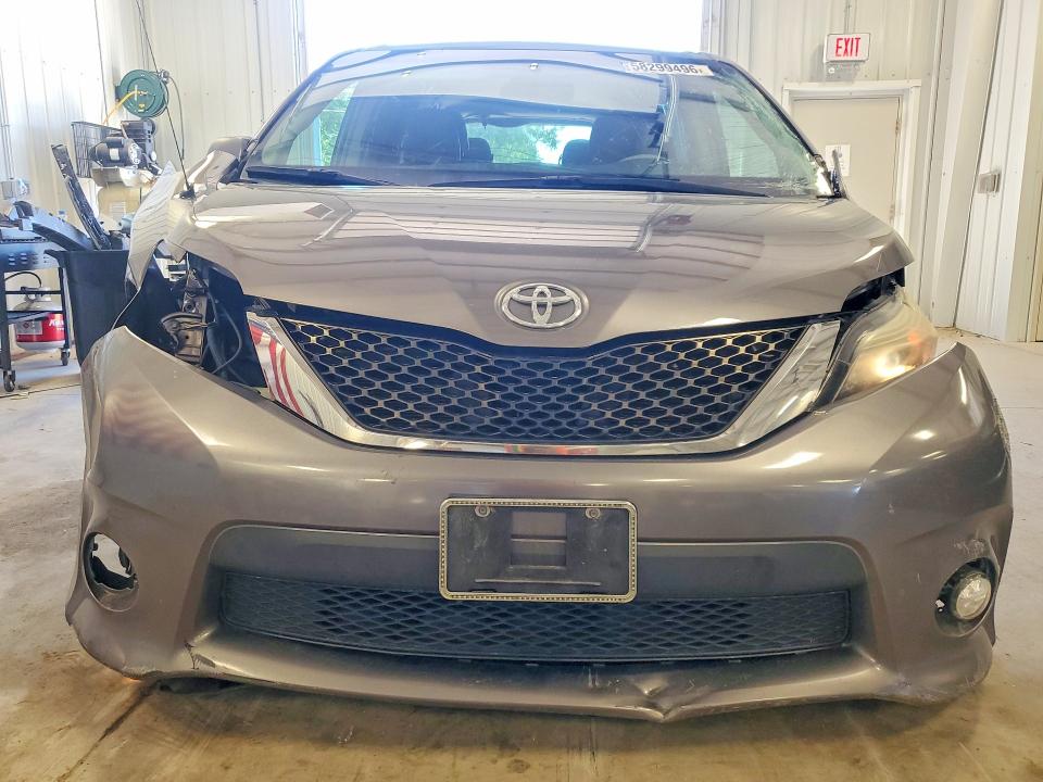 2014 Toyota VIN 5TDXK3DC9ES466674 COPART salvage auction — FRONT END, Mn - Cert Of Title-Prior Salvage, sold $1,550 on 2026-07-07 (photo 5)