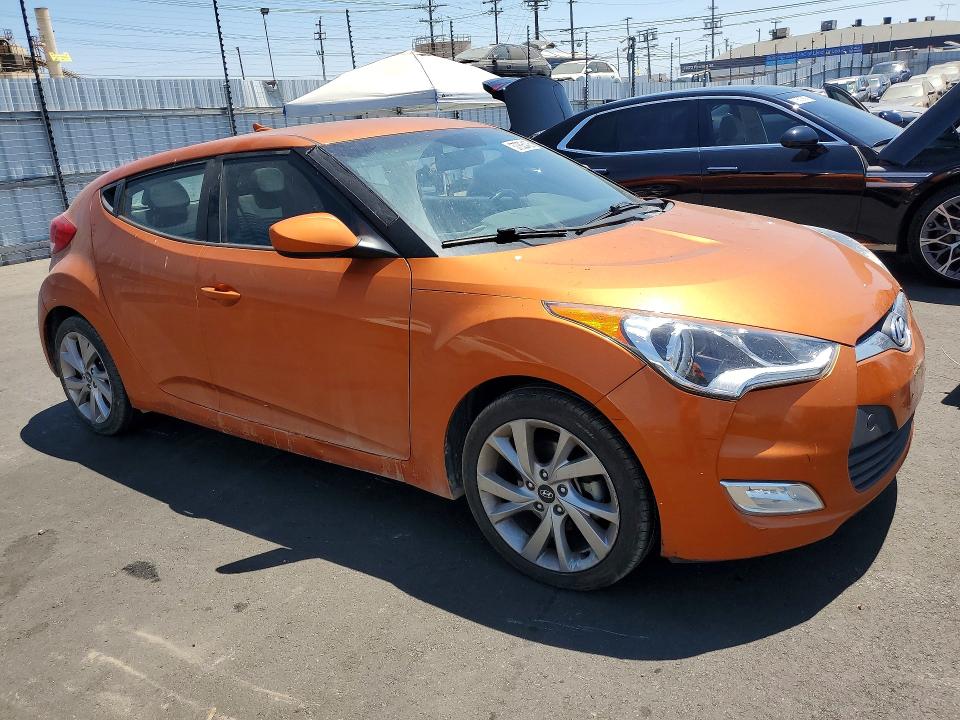 2017 Hyundai Veloster VIN KMHTC6AD0HU306303 COPART salvage auction — VANDALISM, Ca - Salvage Certificate, sold $350 on 2026-07-06 (photo 4)