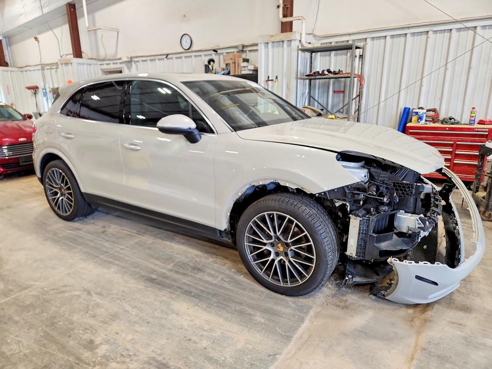 2020 Porsche Cayenne VIN WP1AA2AY9LDA06554 COPART salvage auction — FRONT END, Wi - Cert Of Title-Claim Paid, sold $18,200 on 2026-08-12 (photo 4)