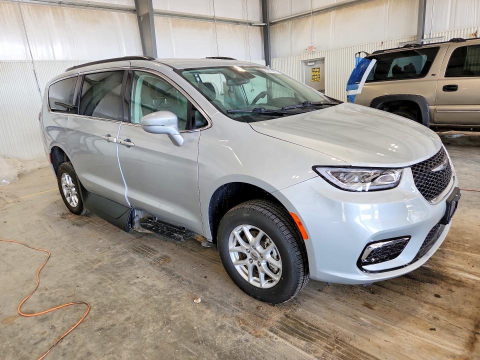 2022 Chrysler Pacifica VIN 2C4RC1BG2NR173157 COPART salvage auction — SIDE, Ne - Cert Of Title-Salvage, sold $10,200 on 2026-07-28 (photo 4)