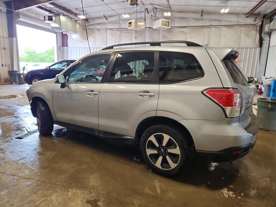 2017 Subaru Forester VIN JF2SJAEC6HH478243 COPART salvage auction — FRONT END, Wi - Certificate Of Title, sold $250 on 2026-08-03 (photo 2)