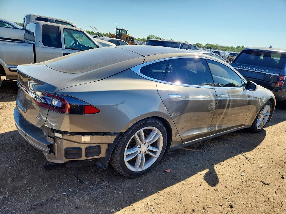 2015 Tesla VIN 5YJSA1S24FF097157 COPART salvage auction — REAR END, In - Cert Of Title-Salvage Title, sold $4,100 on 2026-07-07 (photo 3)