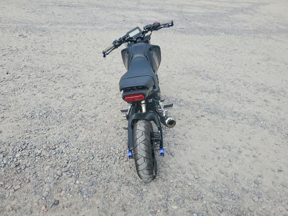 2023 Honda Grom VIN MLHJC9217P5105523 COPART salvage auction — FRONT END, Sc - Certificate Of Title, sold $675 on 2026-07-02 (photo 4)