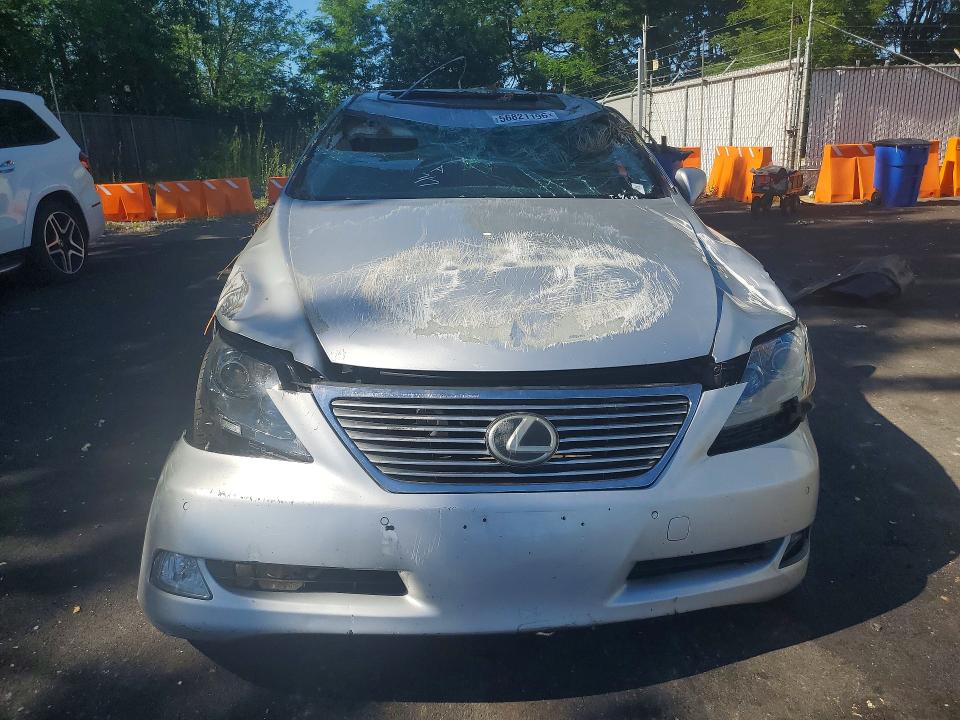 2009 Lexus Ls 460 VIN JTHBL46F195090681 COPART salvage auction — ROLLOVER, Or - Salvage Title Certificate, sold $825 on 2026-07-22 (photo 5)