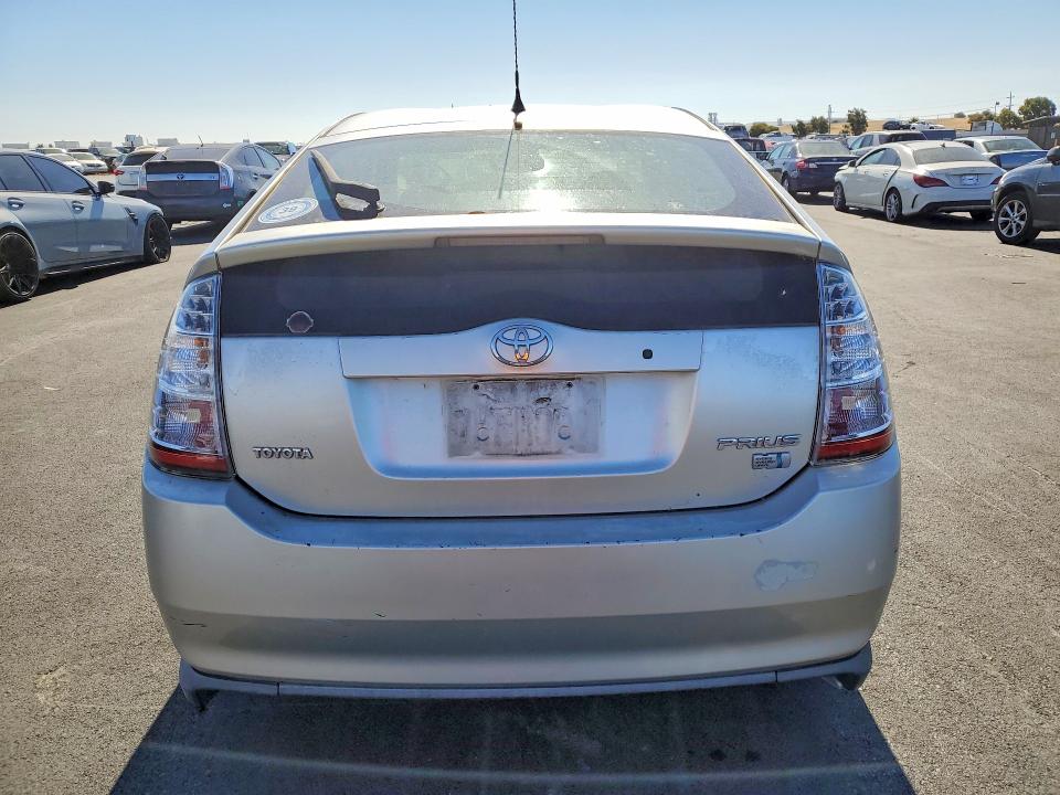 2005 Toyota Prius VIN JTDKB20U753105884 COPART salvage auction — MINOR DENT/SCRATCHES, CA - SALVAGE CERTIFICATE, sold $1,350 on 2026-07-20 (photo 6)