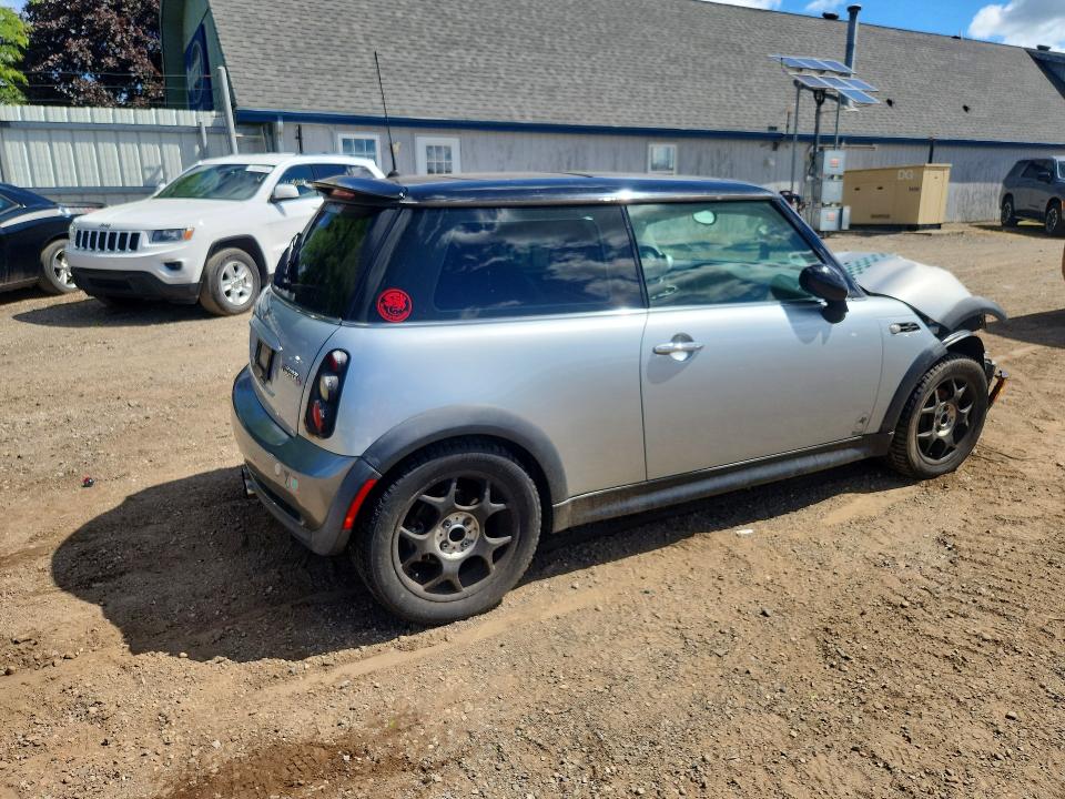 2002 Mini Cooper VIN WMWRE33462TD56737 COPART salvage auction — FRONT END, Mi - Certificate Of Title, sold $425 on 2026-07-08 (photo 3)