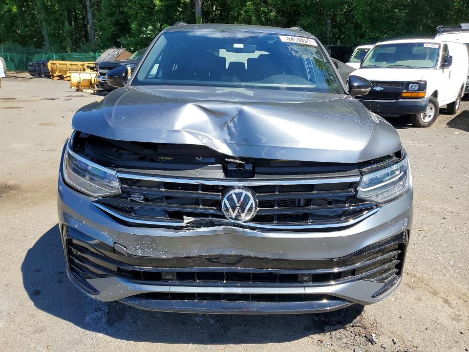2023 Volkswagen Tiguan VIN 3VVCB7AX5PM126262 COPART salvage auction — FRONT END, Fl - Certificate Of Title, sold $6,700 on 2026-07-09 (photo 5)