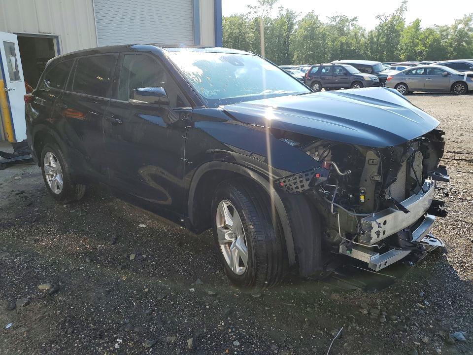 2025 Toyota Highlander VIN 5TDKDRAH3SS554722 COPART salvage auction — FRONT END, Ma - Certificate Of Title, sold $18,000 on 2026-07-08 (photo 4)