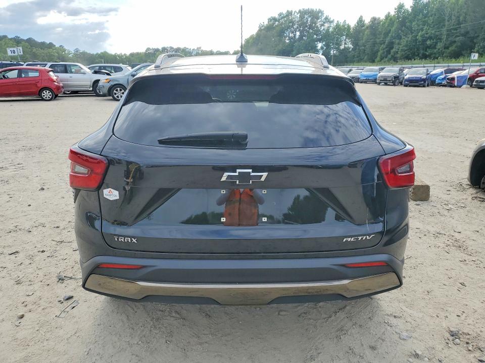 2025 Chevrolet Trax VIN KL77LKEP2SC201257 COPART salvage auction — FRONT END, Va - Cert Of Title - Salvage, sold $8,400 on 2026-07-28 (photo 6)