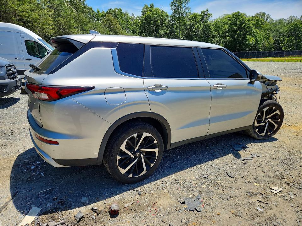 2023 Mitsubishi Outlander VIN JA4J4UA82PZ053755 COPART salvage auction — FRONT END, Md - Cert Of Salvage > 75% Damage, sold $9,400 on 2026-07-14 (photo 3)