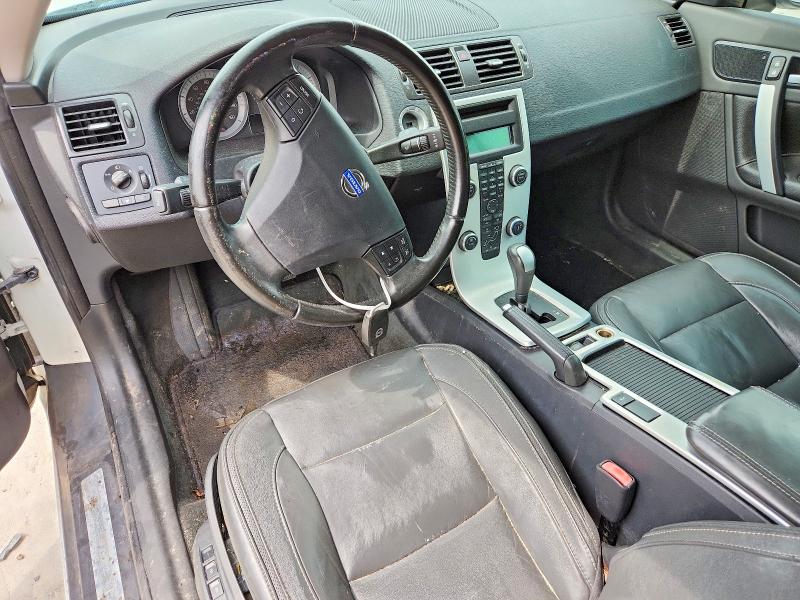 2013 Volvo C70 VIN YV1672MC5DJ137063 COPART salvage auction — SIDE, TX - SALVAGE VEHICLE TITLE (P), sold $200 on 2026-08-18 (photo 8)