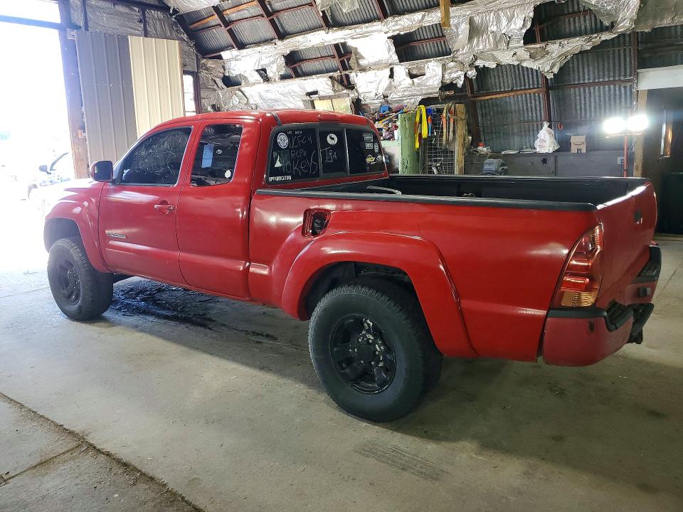 2005 Toyota Tacoma VIN 5TEUU42N95Z112793 COPART salvage auction — MINOR DENT/SCRATCHES, In - Certificate Of Title (P), sold $4,800 on 2026-07-28 (photo 2)
