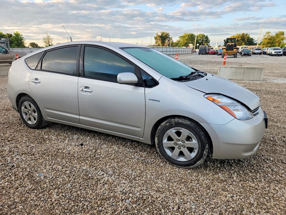 2007 Toyota Prius VIN JTDKB20UX77090342 COPART salvage auction — HAIL, Mo - Certificate Of Title, sold $800 on 2026-07-20 (photo 4)