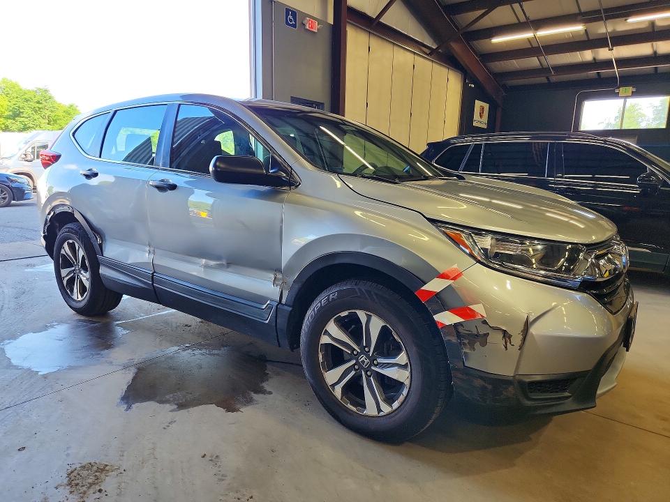 2018 Honda Cr-v VIN 2HKRW6H3XJH201321 COPART salvage auction — SIDE, NY - CERTIFICATE OF TITLE (P), sold $7,600 on 2026-07-30 (photo 4)