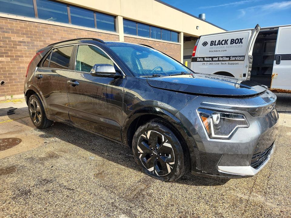 2023 Kia Niro VIN KNDCR3L17P5045295 COPART salvage auction — FRONT END, Il - Salvage Certificate, sold $8,400 on 2026-07-15 (photo 4)
