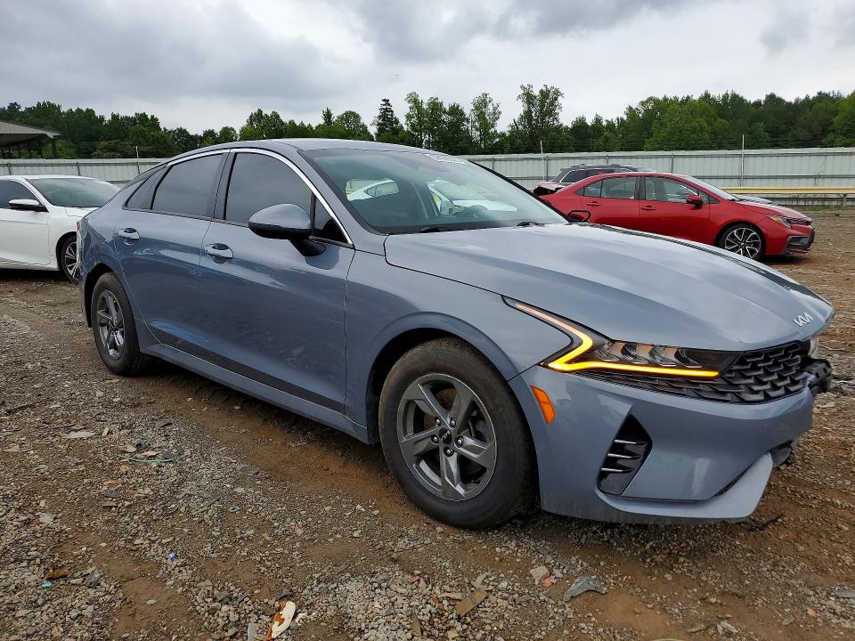 2023 Kia K5 VIN 5XXG14J24PG181986 COPART salvage auction — SIDE, Va - Cert Of Title - Salvage, sold $100 on 2026-07-24 (photo 4)