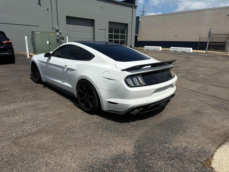 2019 Ford Mustang VIN 1FA6P8CF4K5146692 COPART salvage auction — MINOR DENT/SCRATCHES, MI - CERT OF TITLE-REBUILT SALVAGE (P), sold $7,000 on 2026-07-31 (photo 3)