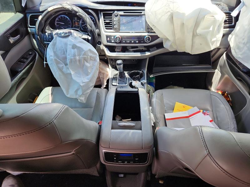 2015 Toyota Highlander VIN 5TDKKRFH9FS093241 COPART salvage auction — SIDE, Az - Cert Of Title - Salvage, sold $4,100 on 2026-07-06 (photo 8)