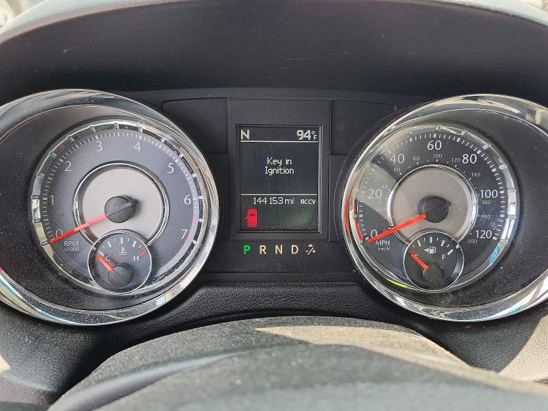 2014 Chrysler Voyager VIN 2C4RC1BG8ER268967 COPART salvage auction — MECHANICAL, Mt - Certificate Of Title, sold $325 on 2026-07-28 (photo 9)