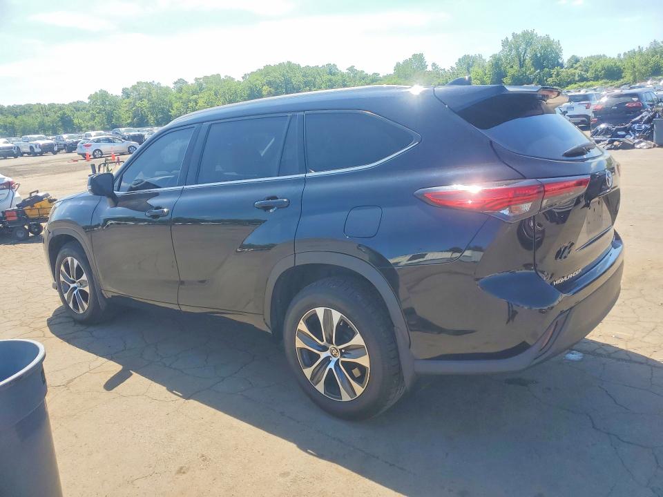 2022 Toyota Highlander VIN 5TDGZRBH7NS179010 COPART salvage auction — FRONT END, Ct - Cert Of Title-Salvage, sold $14,100 on 2026-07-17 (photo 2)