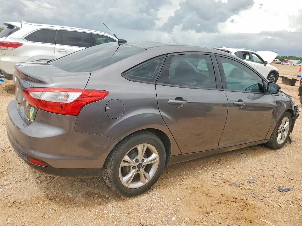 2013 Ford VIN 1FADP3F25DL244048 COPART salvage auction — FRONT END, Tx - Salvage Vehicle Title, sold $475 on 2026-07-09 (photo 3)