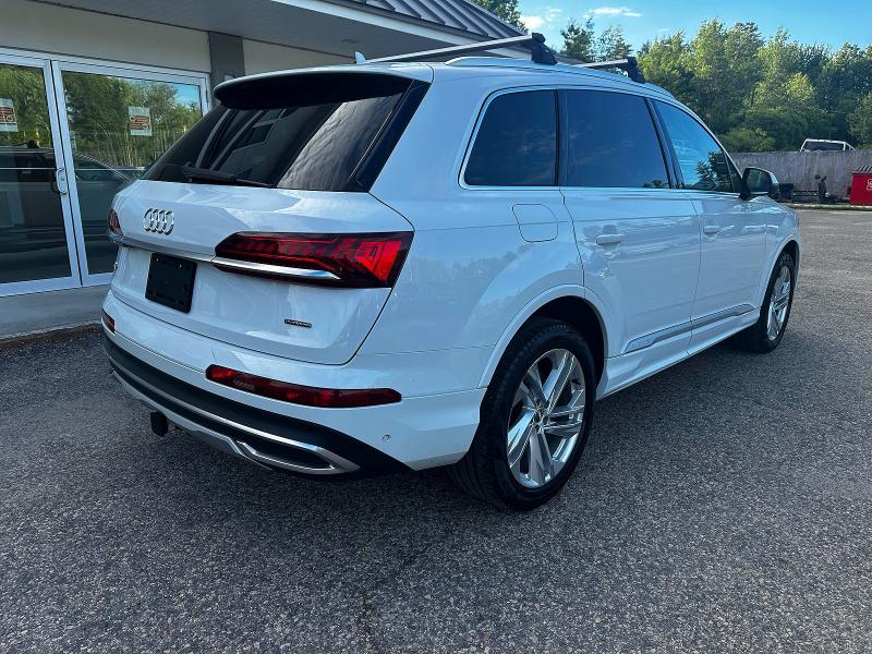 2020 Audi Q7 VIN WA1LXAF70LD009548 COPART salvage auction — MINOR DENT/SCRATCHES, MA - CERTIFICATE OF TITLE (P), sold $15,900 on 2026-07-02 (photo 4)