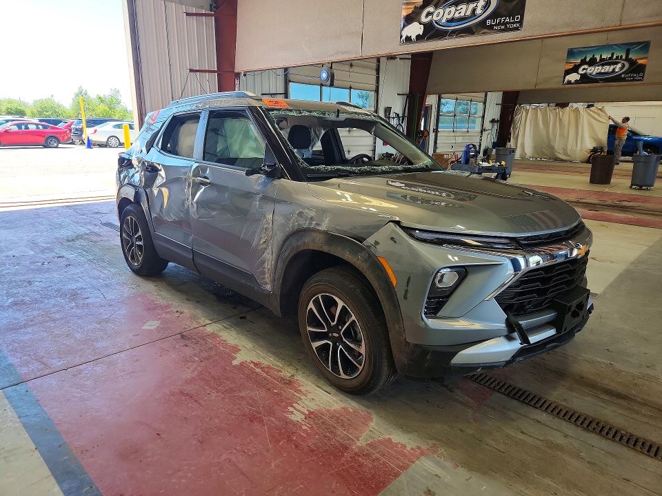 2026 Chevrolet Trailblazer VIN KL79MRSL9TB042079 COPART salvage auction — ROLLOVER, NY - MV-907A SALVAGE CERTIFICATE, sold $1,450 on 2026-07-27 (photo 4)