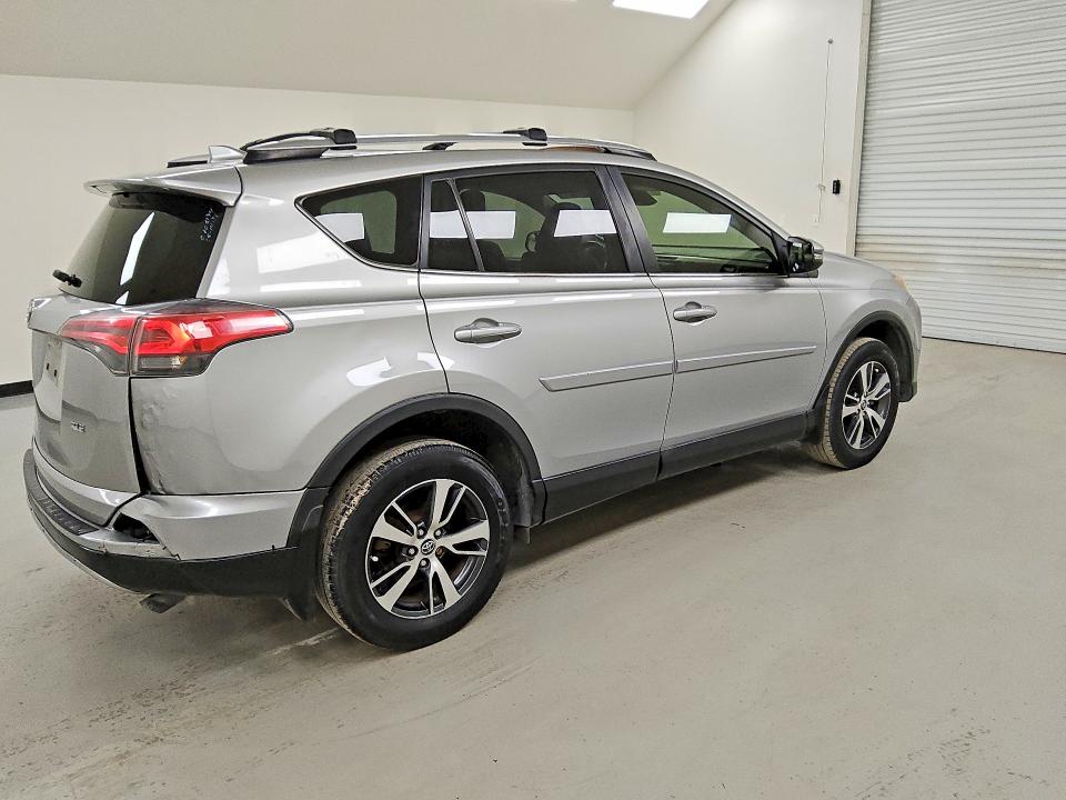 2018 Toyota Rav4 VIN JTMWFREV6JJ194806 COPART salvage auction — REAR END, TX - CERTIFICATE OF TITLE, sold $6,300 on 2026-07-14 (photo 3)