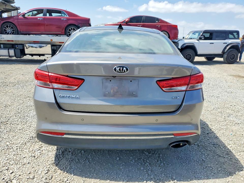 2018 Kia Optima VIN 5XXGU4L37JG272075 COPART salvage auction — FRONT END, Salvage Title, sold $125 on 2026-07-21 (photo 6)