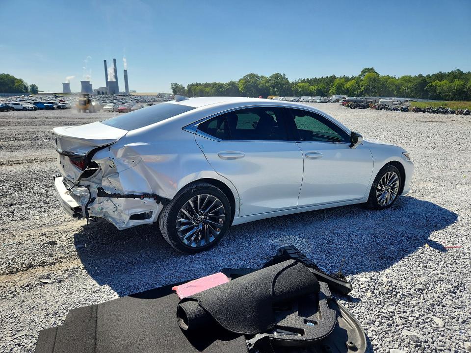2025 Lexus VIN 58AEA1C17SU076134 COPART salvage auction — REAR END, Ga - Cert Of Title-Salvage, sold $21,400 on 2026-07-23 (photo 3)