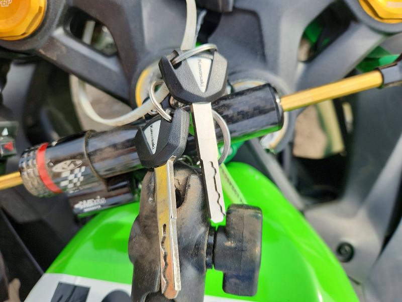 2025 Kawasaki Zx VIN ML5ZXCS18SDA42600 COPART salvage auction — FRONT END, Ny - Mv-907A Salvage Certificate, sold $525 on 2026-07-16 (photo 8)