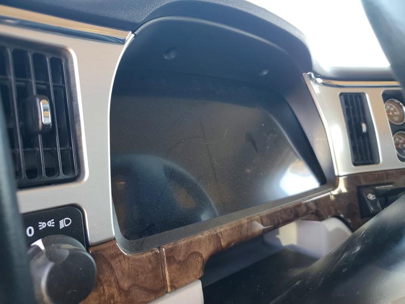 2025 Peterbilt 589 VIN 1XPED49X0SD752129 COPART salvage auction — FRONT END, IN - DIS/DLR/EXP ONLY CLEAN TITLE (P), sold $11,300 on 2026-07-28 (photo 8)