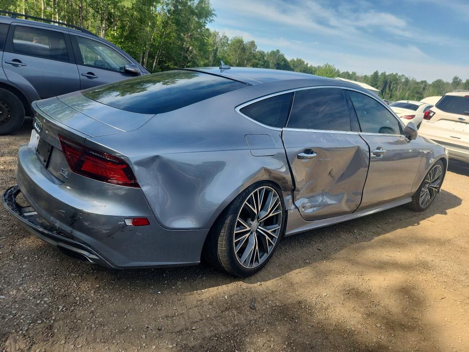 2017 Audi A7 quattro VIN WAU32AFC8HN008065 COPART salvage auction — SIDE, ON - PERMIT NO BRAND - UNFIT, sold $2,150 on 2026-07-23 (photo 3)