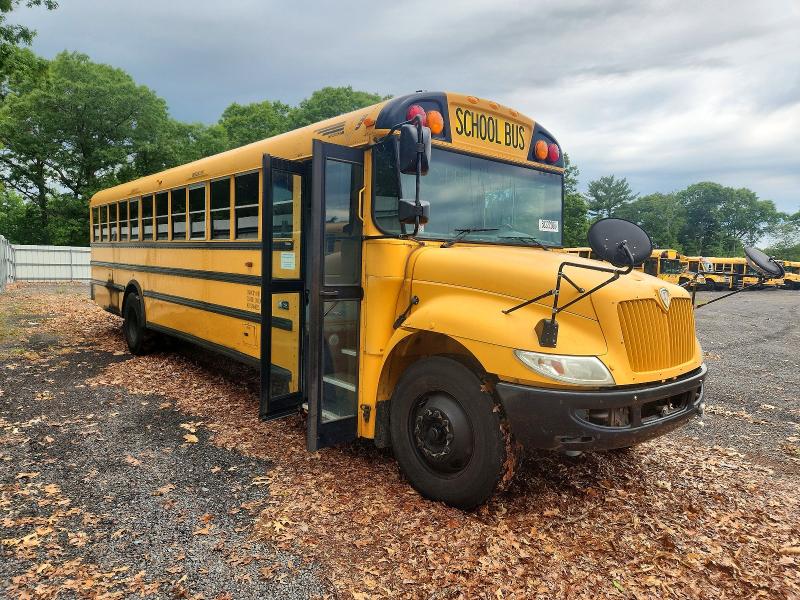 2015 Ic VIN 4DRBUC8P3FB670103 COPART salvage auction — MINOR DENT/SCRATCHES, Ri - Certificate Of Title, sold $2,500 on 2026-09-08 (photo 1)