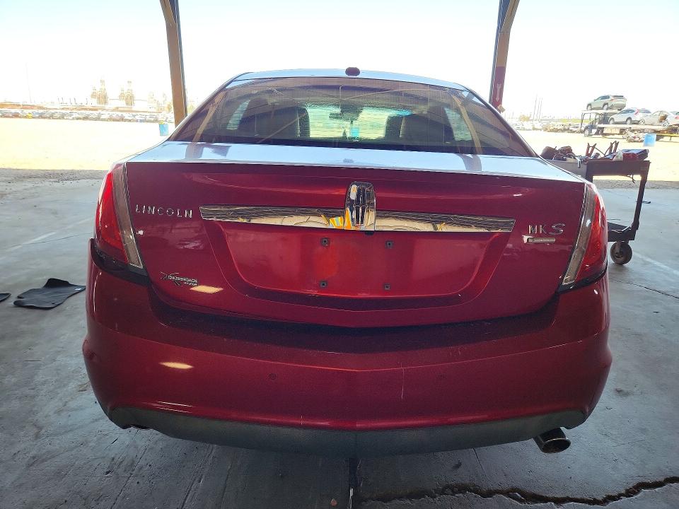 2010 Lincoln Mks VIN 1LNHL9FT4AG612058 COPART salvage auction — REAR END, Az - Cert Of Title - Salvage, sold $1,200 on 2026-07-08 (photo 6)