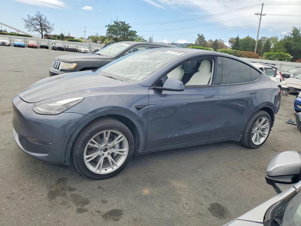 2022 Tesla Model y VIN 7SAYGDEE3NF537127 COPART salvage auction — REAR END, Ca - Salvage Certificate, sold $12,700 on 2026-07-16 (photo 1)