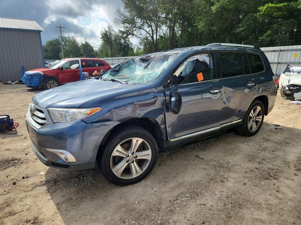 2013 Toyota VIN 5TDYK3EH1DS104531 COPART salvage auction — ROLLOVER, Fl - Certificate Of Title, sold $1,550 on 2026-07-06 (photo 1)