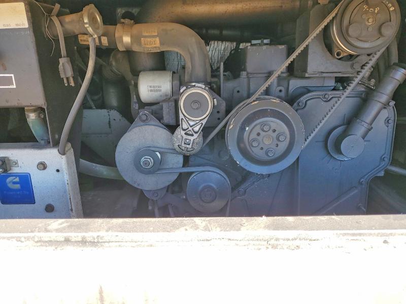 1998 Western rv VIN 18XF4CJ23W1171989 COPART salvage auction — UNDERCARRIAGE, UT - SALVAGE CERTIFICATE (P), sold $2,600 on 2026-07-09 (photo 7)