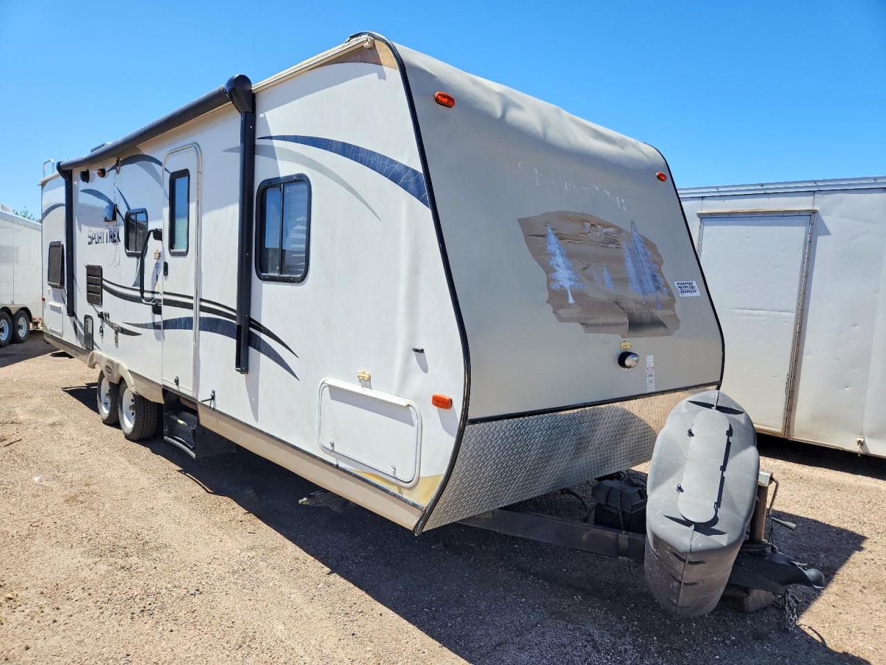 2014 Venture Sport Trek VIN 4EZT12724E8065955 COPART salvage auction — Top/Roof, CO - PUBLIC - SALVAGE TITLE, sold $25 on 2026-07-02 (photo 1)