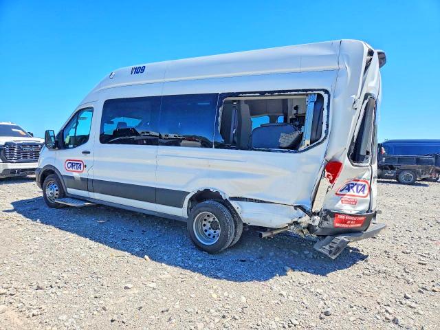 2025 Ford Trans VIN 1FDVU4X8XRKB32287 COPART salvage auction — REAR END, Tn - Salvage Certificate, sold $15,400 on 2026-07-02 (photo 2)