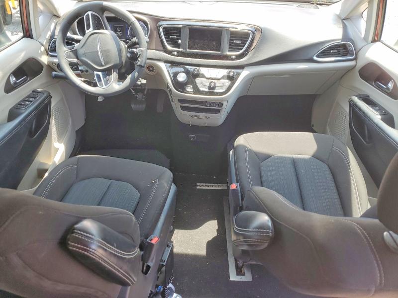 2022 Chrysler VIN 2C4RC1CG1NR135403 COPART salvage auction — SIDE, Sc - Cert Of Title-Salvage, sold $11,300 on 2026-07-31 (photo 8)